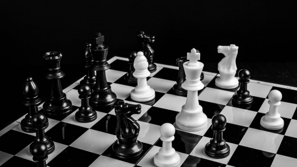 business_chess_1200074974.jpg